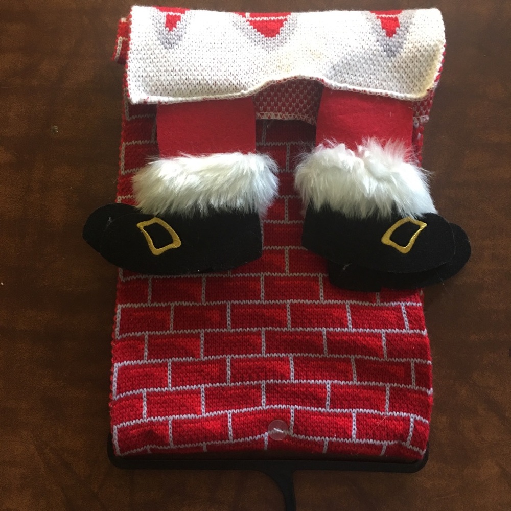 NWT Adorable Santa Chimney Scarf - Picture 2 of 6